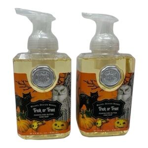 (2) Pump Bottles Michel HALLOWEEN Trick or Treat Foaming Hand Soap Black Orange